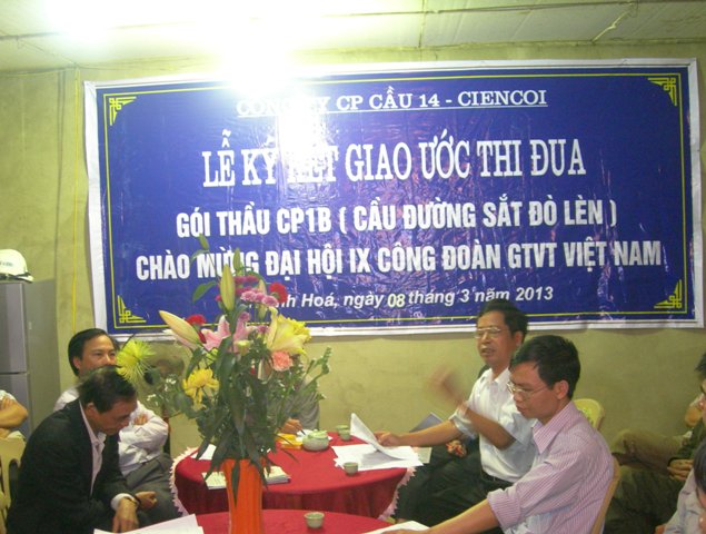 ANH 3  - KY KET GIAO UONG THI DUA