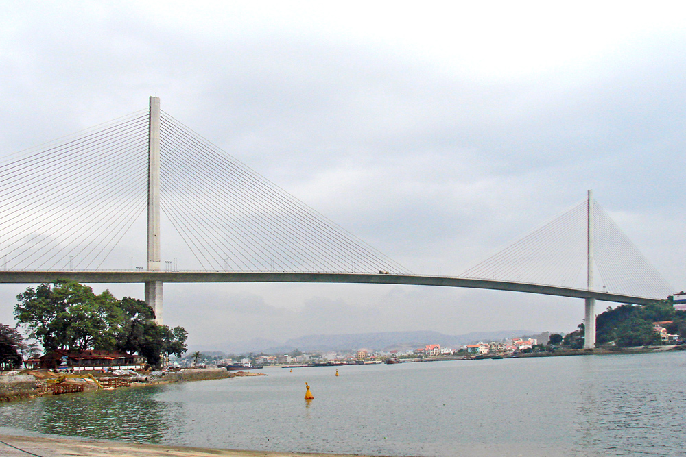 Cầu Bãi Chãy – Quảng Ninh